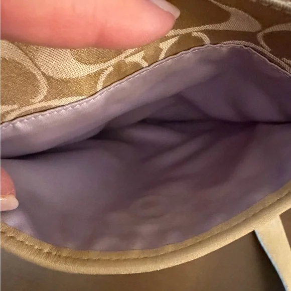 **SALE**Coach Beige Signature Crossbody Bag from 2008 - Picture 9 of 16